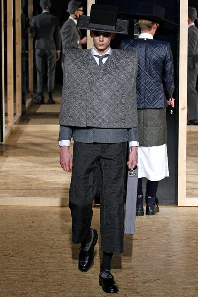 Look 8
